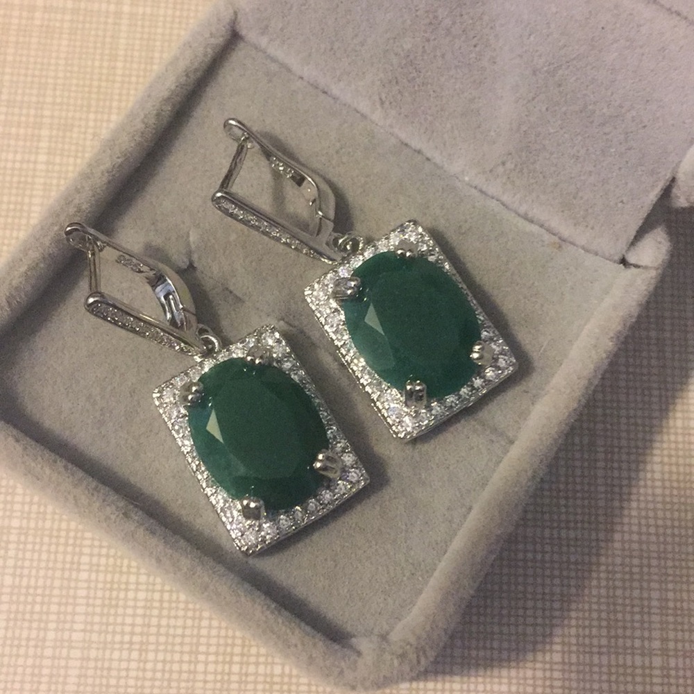 Classy cz’s rough Emerald Earrings